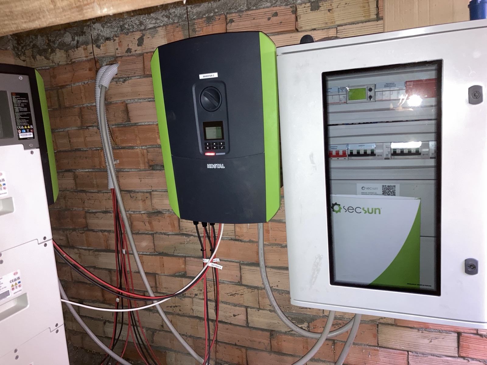 Inverter e quadro fotovoltaico